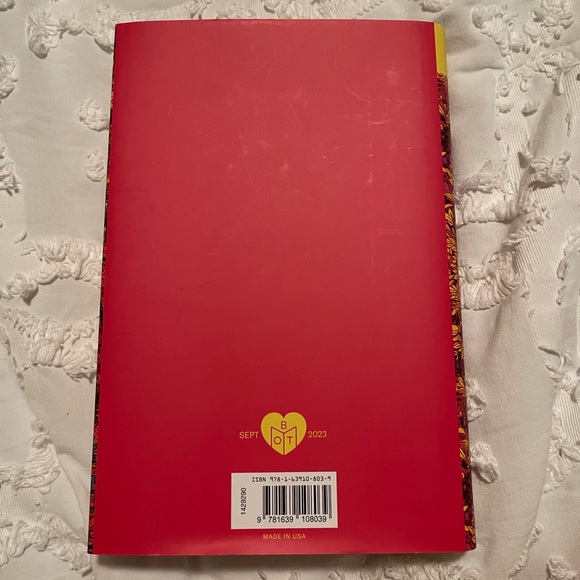 📚3/$28 books📚 - Picture 2 of 5